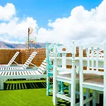 Apartman Rooftop 2 *